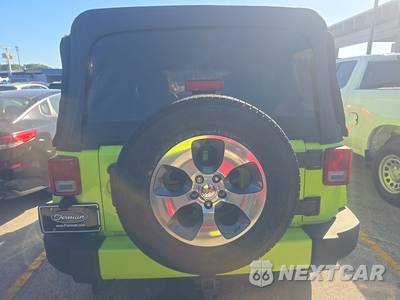 2017 Jeep Wrangler Unlimited Sahara - zdjęcie 5 z 23 - miniatura
