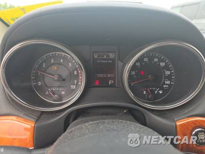 2012 Jeep Grand Cherokee Overland - zdjęcie 12 z 17 - miniatura