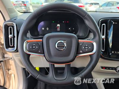 2024 Volvo XC40 B5 Plus Dark Theme - zdjęcie 10 z 29 - miniatura