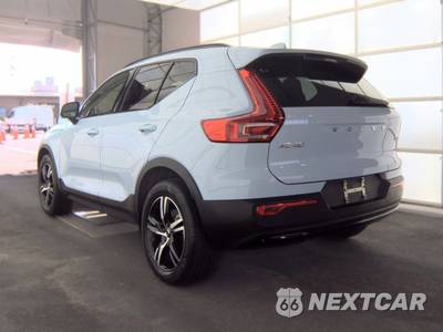 2024 Volvo XC40 B5 Core Bright Theme - zdjęcie 6 z 23 - miniatura