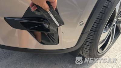 2024 Volvo XC40 B5 Plus Dark Theme - zdjęcie 28 z 29 - miniatura