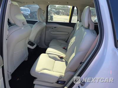 2024 Volvo XC90 B5 Core Bright Theme 7-Passenger - zdjęcie 13 z 28 - miniatura