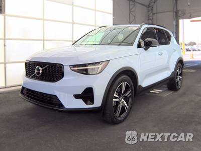 2024 Volvo XC40 B5 Core Bright Theme