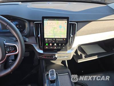 2026 Volvo XC90 B6 Ultra 7-Passenger - zdjęcie 11 z 27 - miniatura