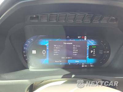 2024 Volvo XC90 Recharge Plug-In Hybrid T8 Ultimate Bright Theme 6-Passenger - zdjęcie 12 z 22 - miniatura