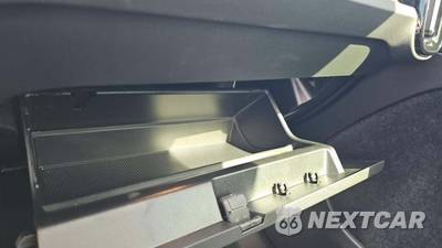 2023 Volvo C40 Recharge Plus - zdjęcie 27 z 28 - miniatura
