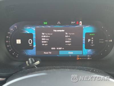 2024 Volvo XC60 Recharge Plug-In Hybrid T8 Plus Dark Theme - zdjęcie 12 z 37 - miniatura