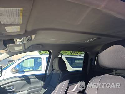 2018 Nissan TITAN SV Crew Cab Short Bed - zdjęcie 17 z 24 - miniatura