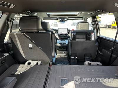 2026 Toyota Sequoia TRD Pro - zdjęcie 12 z 26 - miniatura