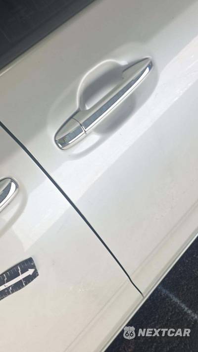 2015 Toyota Sienna XLE 8-Passenger 119.3" WB - zdjęcie 21 z 40 - miniatura
