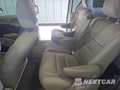 2015 Toyota Sienna XLE 8-Passenger 119.3" WB - zdjęcie 13 z 40 - miniatura