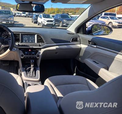 2018 Hyundai Elantra Value Edition Sedan - zdjęcie 18 z 23 - miniatura