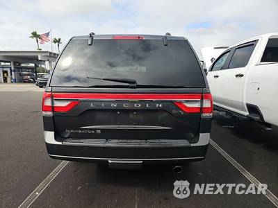 2017 Lincoln Navigator L Reserve - zdjęcie 5 z 39 - miniatura