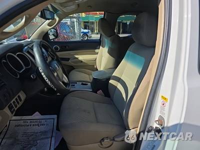 2013 Toyota Tacoma Extended Cab Medium Bed w/Rear Doors - zdjęcie 13 z 36 - miniatura