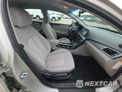 2016 Hyundai Sonata Hybrid SE - zdjęcie 8 z 25 - miniatura