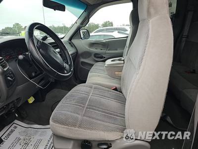 1998 Ford F-150 XL Extended Cab Medium Bed w/Rear RH Door - zdjęcie 7 z 19 - miniatura