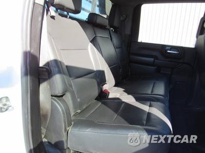 2024 Chevrolet Silverado 3500HD Cab Chassis Work Truck Crew Cab 1WT DRW - zdjęcie 17 z 39 - miniatura