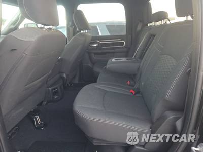 2026 Ram 2500 Big Horn Crew Cab Medium Bed - zdjęcie 13 z 24 - miniatura