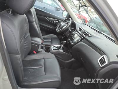 2015 Nissan Rogue SL - zdjęcie 8 z 23 - miniatura