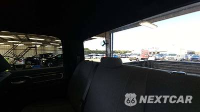 2022 Ram 2500 Big Horn Crew Cab Medium Bed - zdjęcie 27 z 45 - miniatura