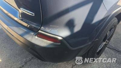 2021 Jeep Cherokee Latitude Plus - zdjęcie 22 z 27 - miniatura