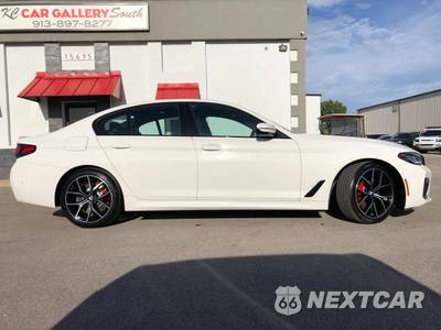 2023 BMW 5 Series Sedan 540i xDrive M SPORT LINE - zdjęcie 8 z 36 - miniatura
