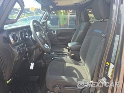 2023 Jeep Wrangler 4xe 4 Door Rubicon - zdjęcie 13 z 30 - miniatura