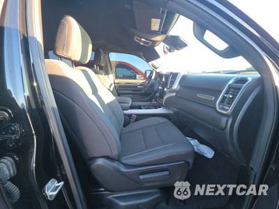 2025 Ram 1500 Big Horn Crew Cab Short Bed - zdjęcie 8 z 22 - miniatura