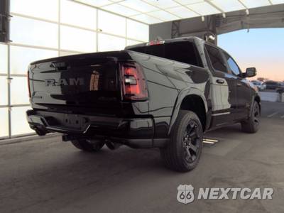2025 Ram 1500 Big Horn Crew Cab Short Bed - zdjęcie 4 z 22 - miniatura