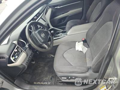 2018 Toyota Camry LE - zdjęcie 7 z 13 - miniatura
