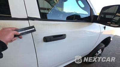 2016 Ram 3500 Tradesman Crew Cab Long Bed DRW - zdjęcie 22 z 46 - miniatura