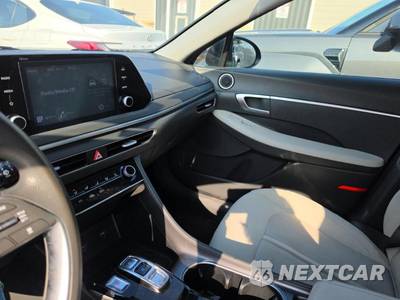 2022 Hyundai Sonata SE - zdjęcie 10 z 15 - miniatura