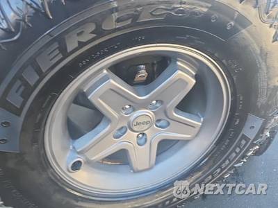 2014 Jeep Wrangler Sport - zdjęcie 7 z 23 - miniatura