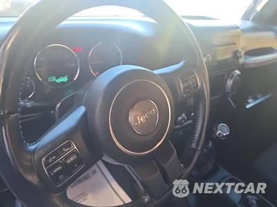 2014 Jeep Wrangler Sport - zdjęcie 14 z 23 - miniatura