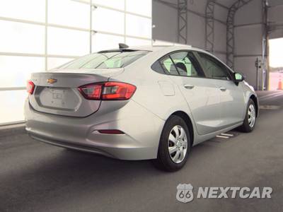 2018 Chevrolet Cruze LS Sedan 1SA - zdjęcie 4 z 24 - miniatura