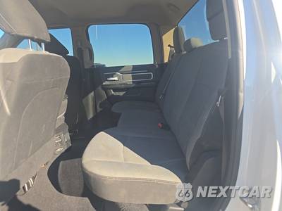 2019 Ram 2500 Big Horn Crew Cab Medium Bed - zdjęcie 13 z 21 - miniatura