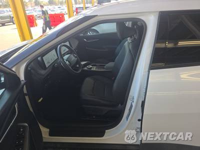 2024 Kia EV6 Light - zdjęcie 7 z 27 - miniatura