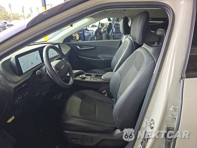2024 Kia EV6 Light Long Range - zdjęcie 7 z 36 - miniatura