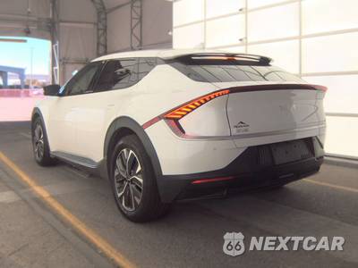 2024 Kia EV6 Light Long Range - zdjęcie 6 z 21 - miniatura