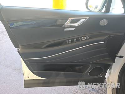2025 Genesis GV80 2.5T - zdjęcie 9 z 39 - miniatura