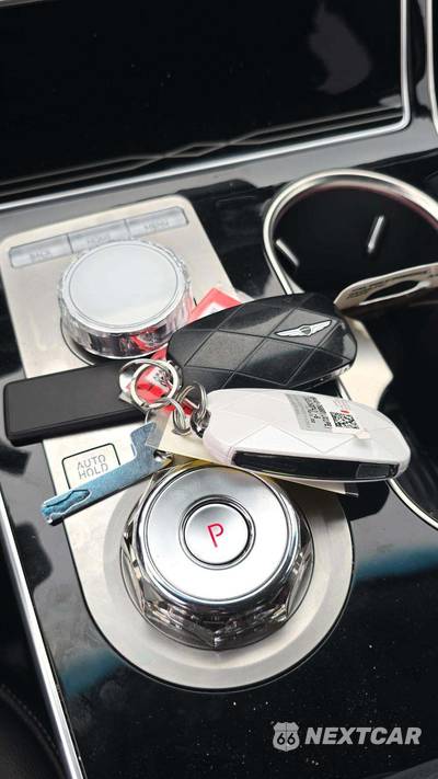 2025 Genesis GV80 2.5T - zdjęcie 18 z 39 - miniatura