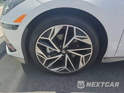 2023 Hyundai IONIQ 6 Limited - zdjęcie 17 z 28 - miniatura