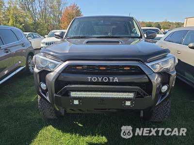 2019 Toyota 4Runner TRD Off-Road Premium - zdjęcie 2 z 23 - miniatura