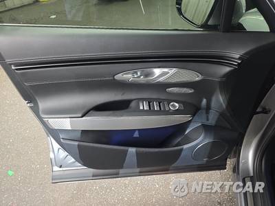2024 Genesis GV70 2.5T - zdjęcie 9 z 30 - miniatura