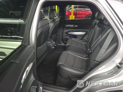 2024 Genesis GV70 2.5T - zdjęcie 13 z 30 - miniatura
