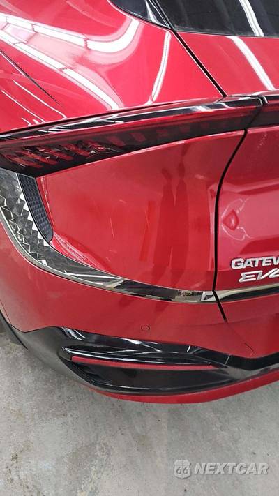 2023 Kia EV6 GT-Line - zdjęcie 37 z 42 - miniatura