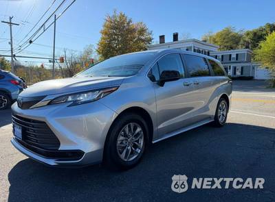 2023 Toyota Sienna LE 8-Passenger 120.5" WB - zdjęcie 3 z 39 - miniatura