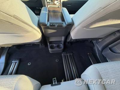 2023 Toyota Sienna LE 8-Passenger 120.5" WB - zdjęcie 30 z 39 - miniatura