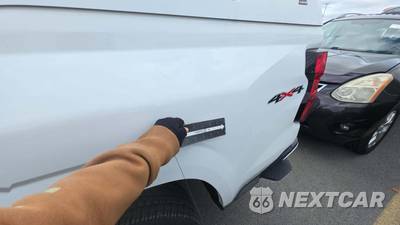 2023 Chevrolet Colorado LT Crew Cab Medium Bed 4LT - zdjęcie 20 z 24 - miniatura