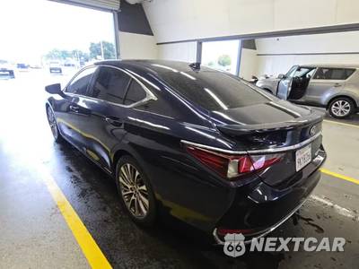 2020 Lexus ES 300h - zdjęcie 6 z 12 - miniatura